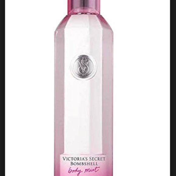 Victoria's Secret Accessories - Victoria secret BOMBSHELLfragrance mist 8.4 NWT